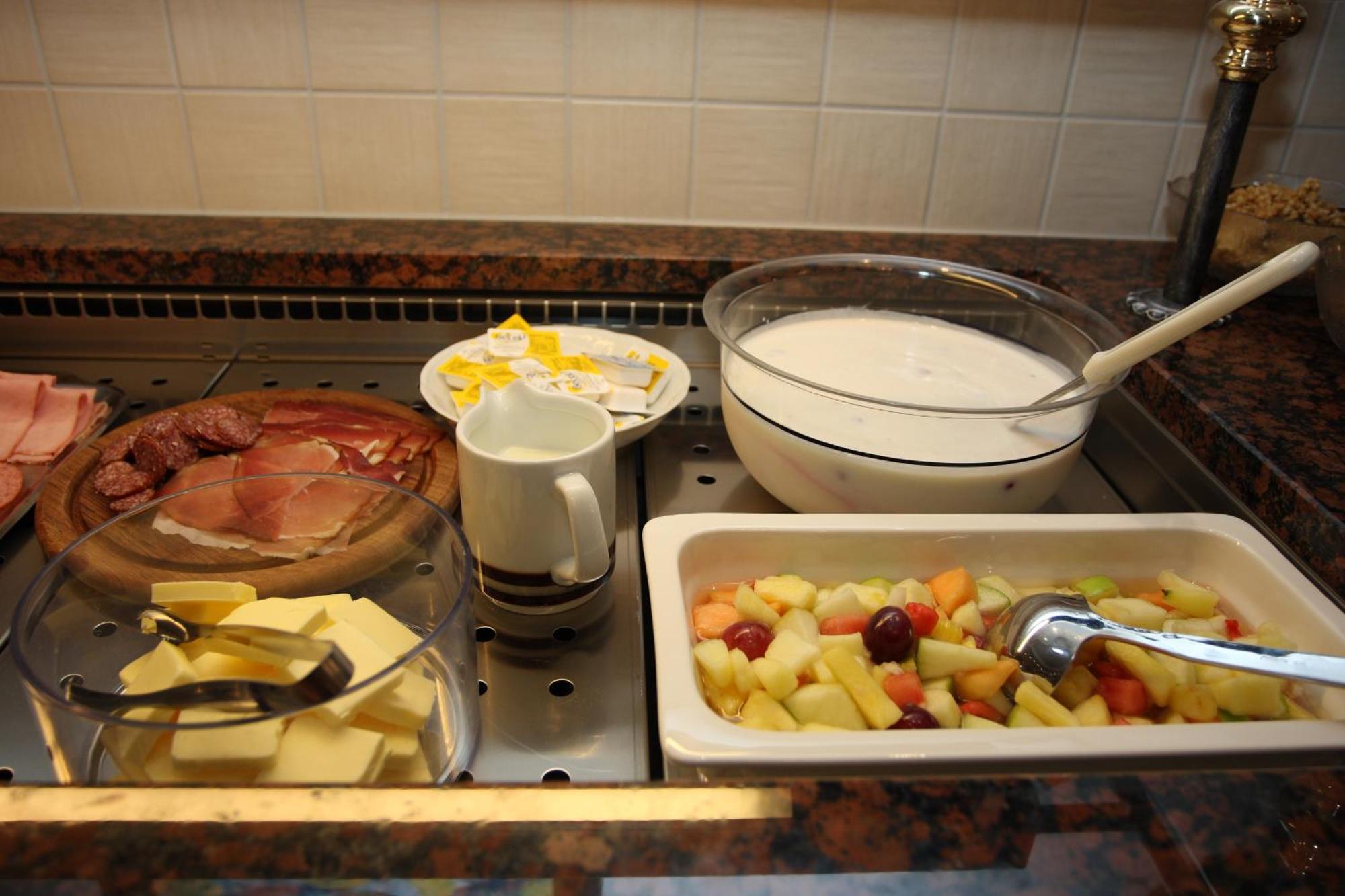 פיס Hotel Garni Sonnenheim מראה חיצוני תמונה